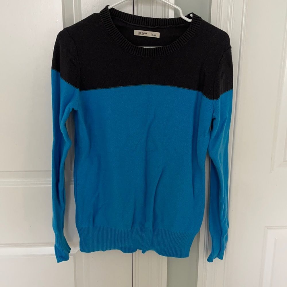 Old navy sweater size large.